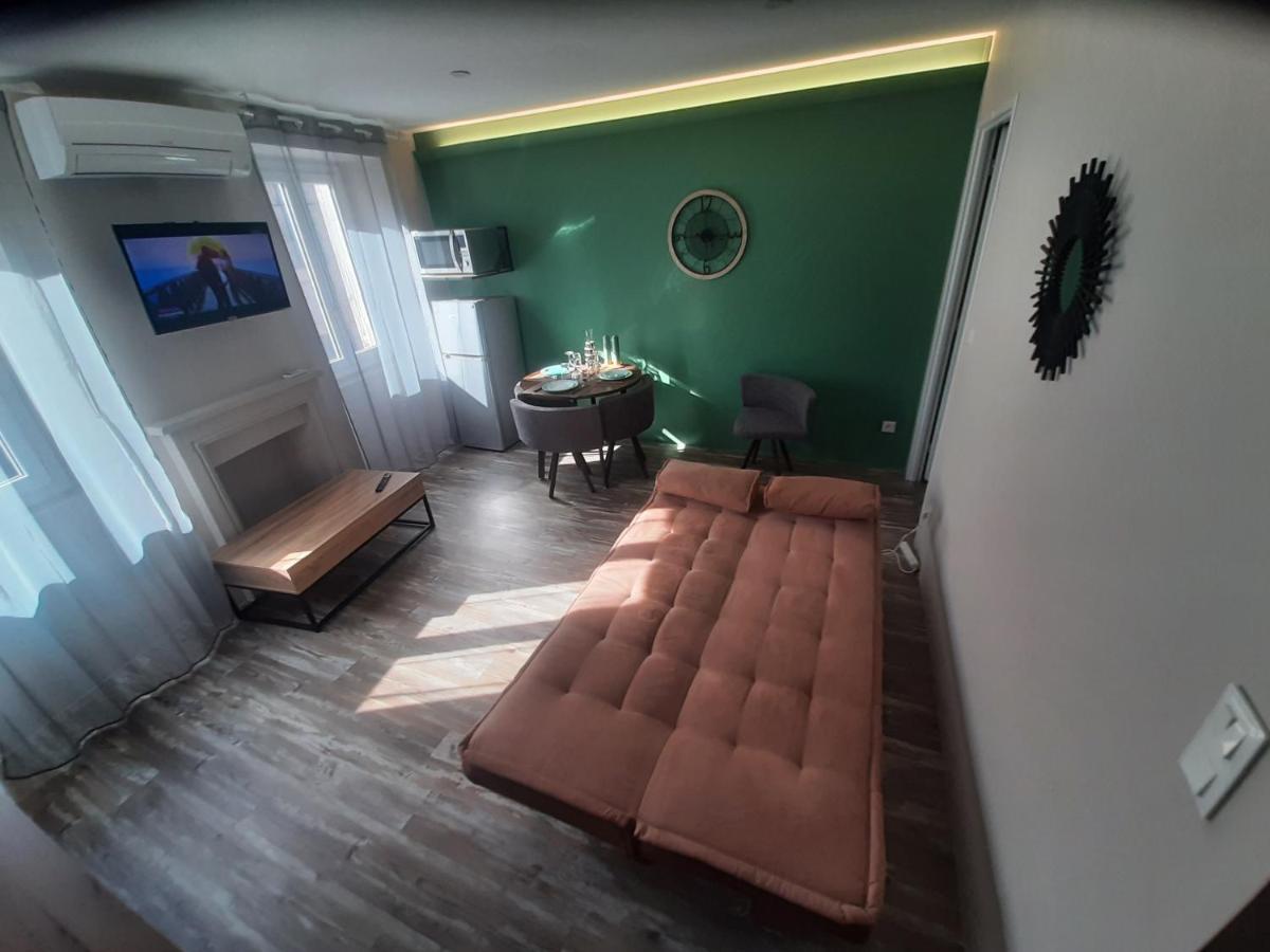 3 Apt T2 Cosy De 40 A 50 M2 Ideal Pour Un Deplacement Pro " Les Iris " Bourg-Saint-Andeol Luaran gambar